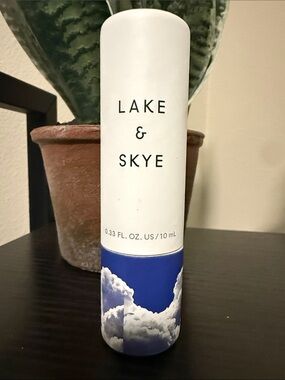 Lake & Skye Rollerball Perfume - White & Blue